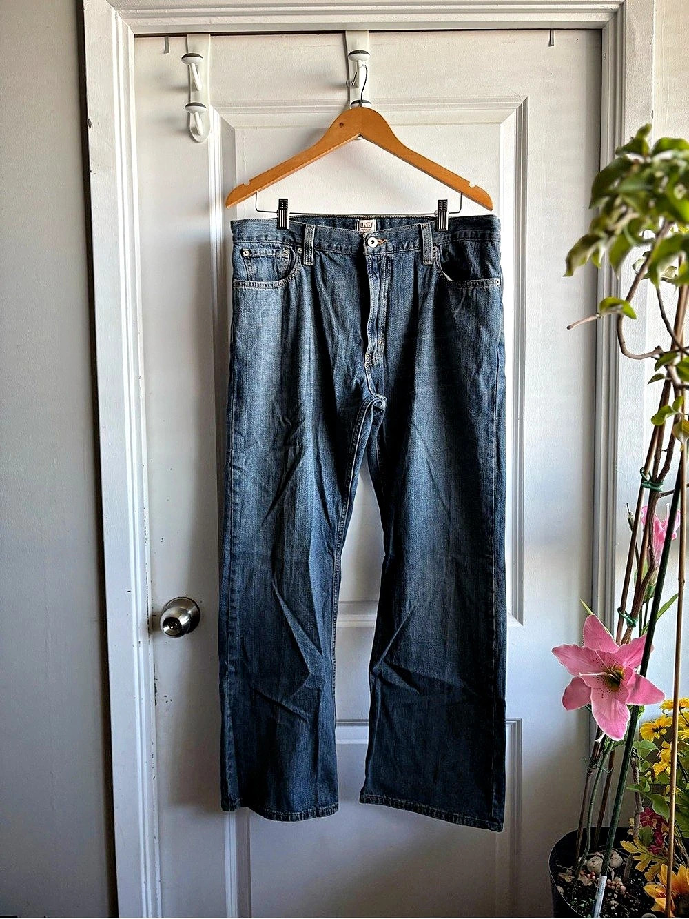 Early 2000’s Levi’s 527 Low Rise Bootcut Jeans - Dark Wash Grunge Denim Size 36x